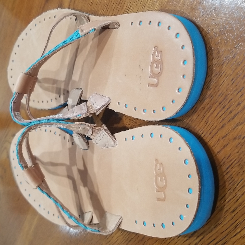Ugg sandals - Picture 4 of 7